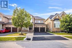 14 BONNIE BRAES DRIVE Brampton, ON L6Y 0X4