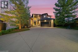 32 KENNY Court Thorold, ON L2V 5G4