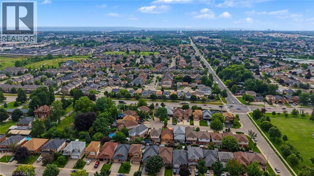 11 Sedona Court, Hamilton, ON - Outdoor With View
