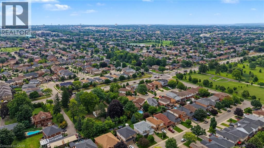 11 Sedona Court, Hamilton, ON - Outdoor With View
