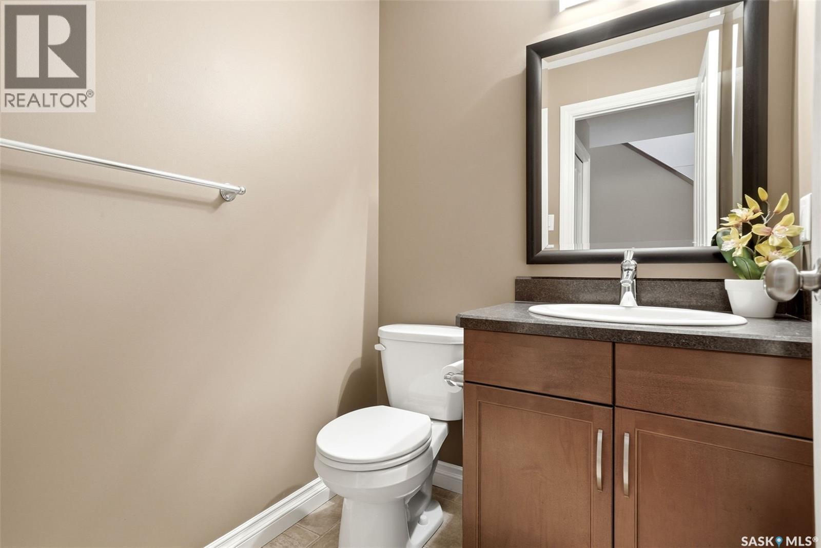 837 Connaught Street, Regina, SK - Indoor Photo Showing Bathroom