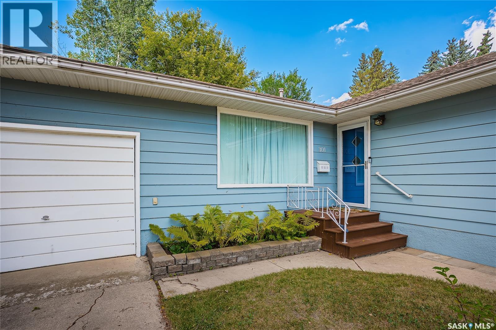 301 Cascade Street, Saskatoon, SK - Outdoor With Exterior