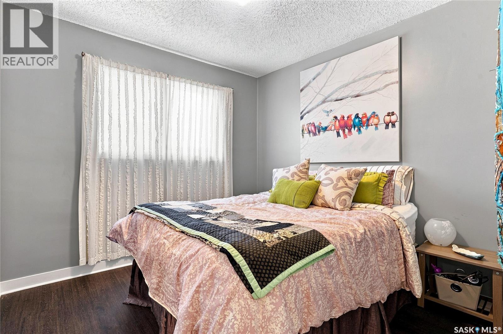301 Cascade Street, Saskatoon, SK - Indoor Photo Showing Bedroom