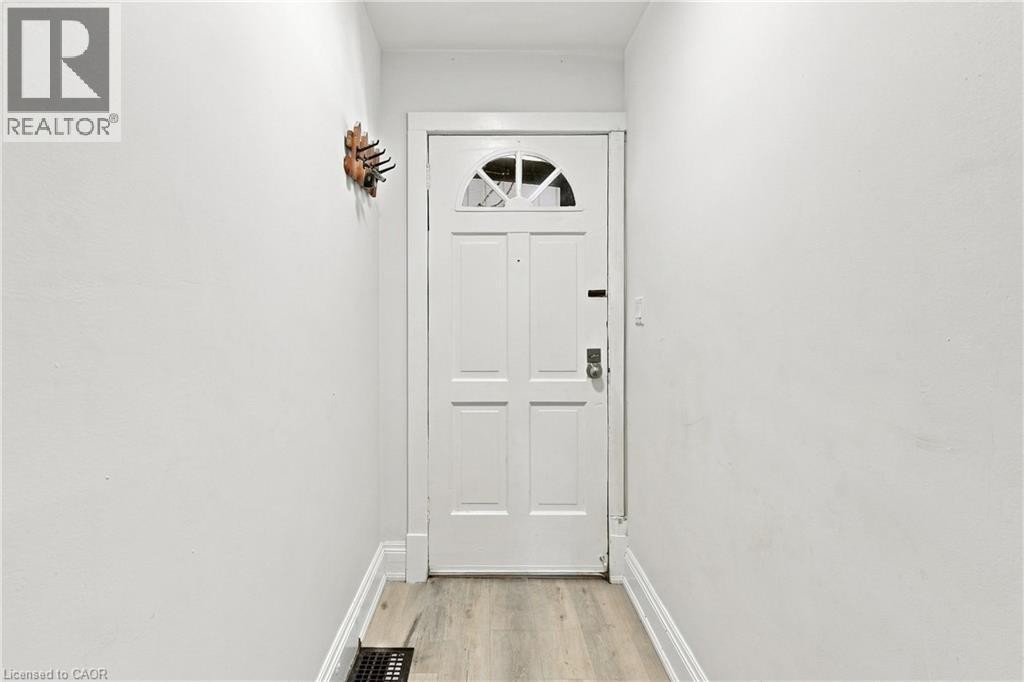 463 Dunsmure Road, Hamilton, ON - Indoor Photo Showing Other Room