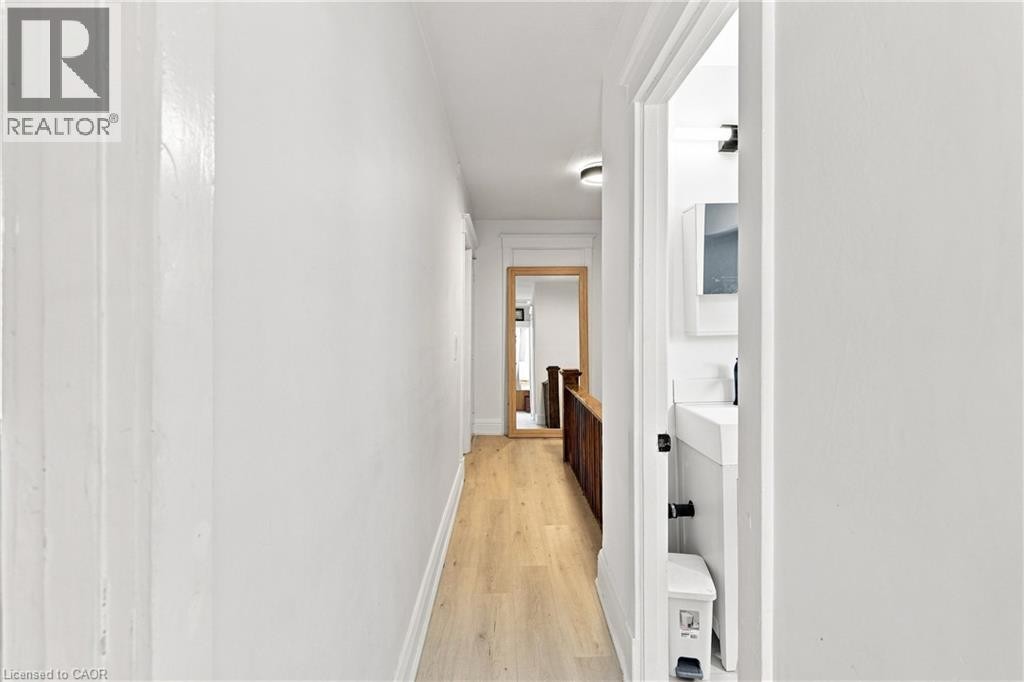463 Dunsmure Road, Hamilton, ON - Indoor Photo Showing Other Room