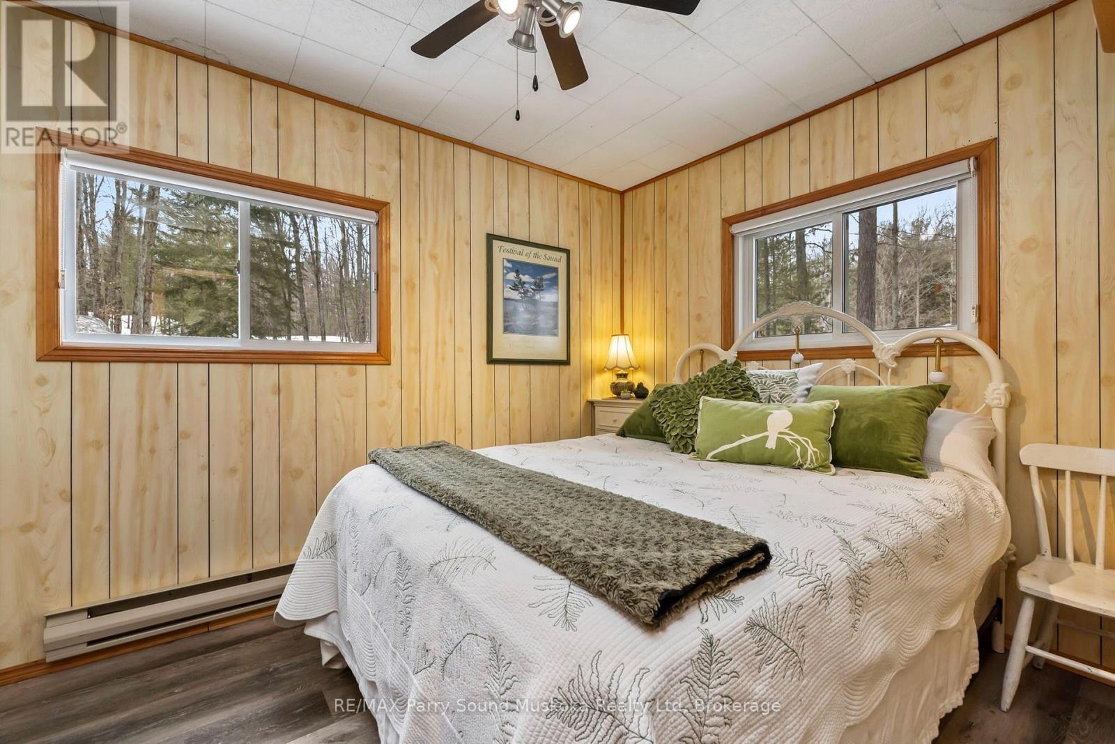 4 Post Lane, Seguin, ON - Indoor Photo Showing Bedroom