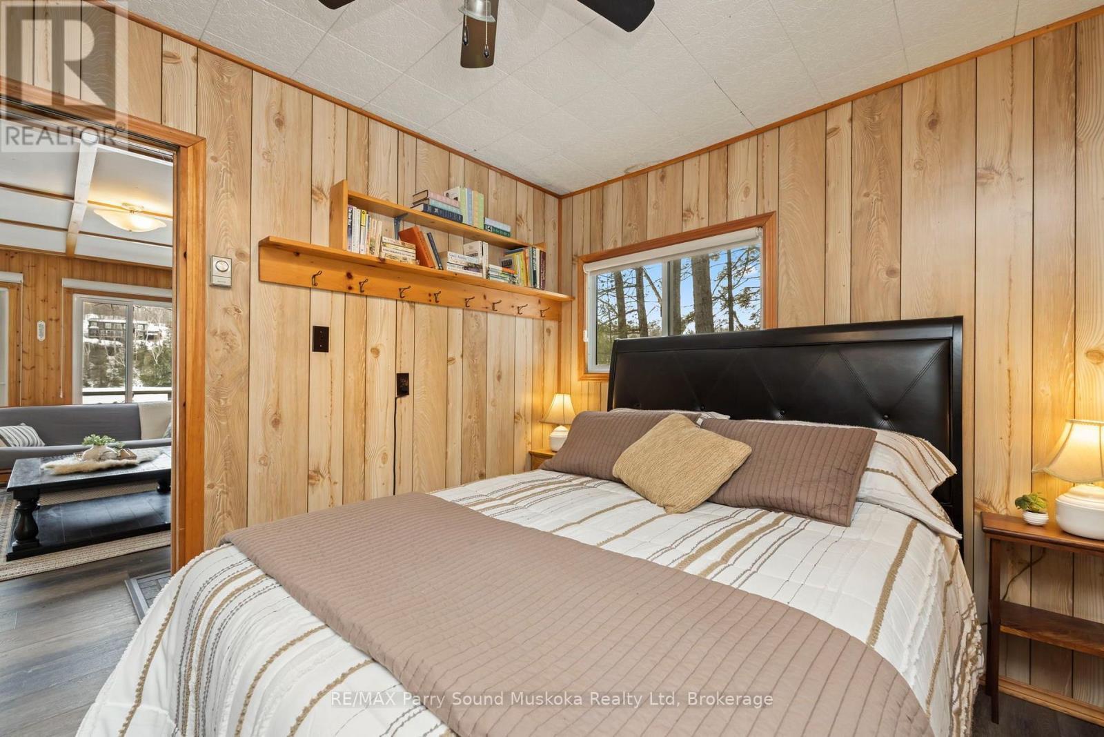 4 Post Lane, Seguin, ON - Indoor Photo Showing Bedroom