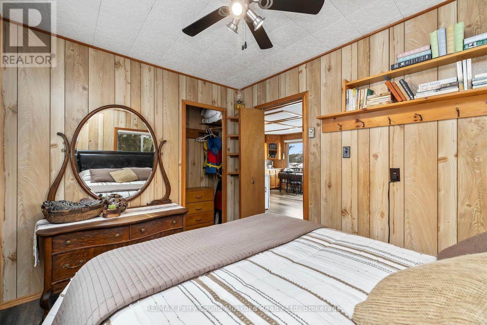 4 Post Lane, Seguin, ON - Indoor Photo Showing Bedroom