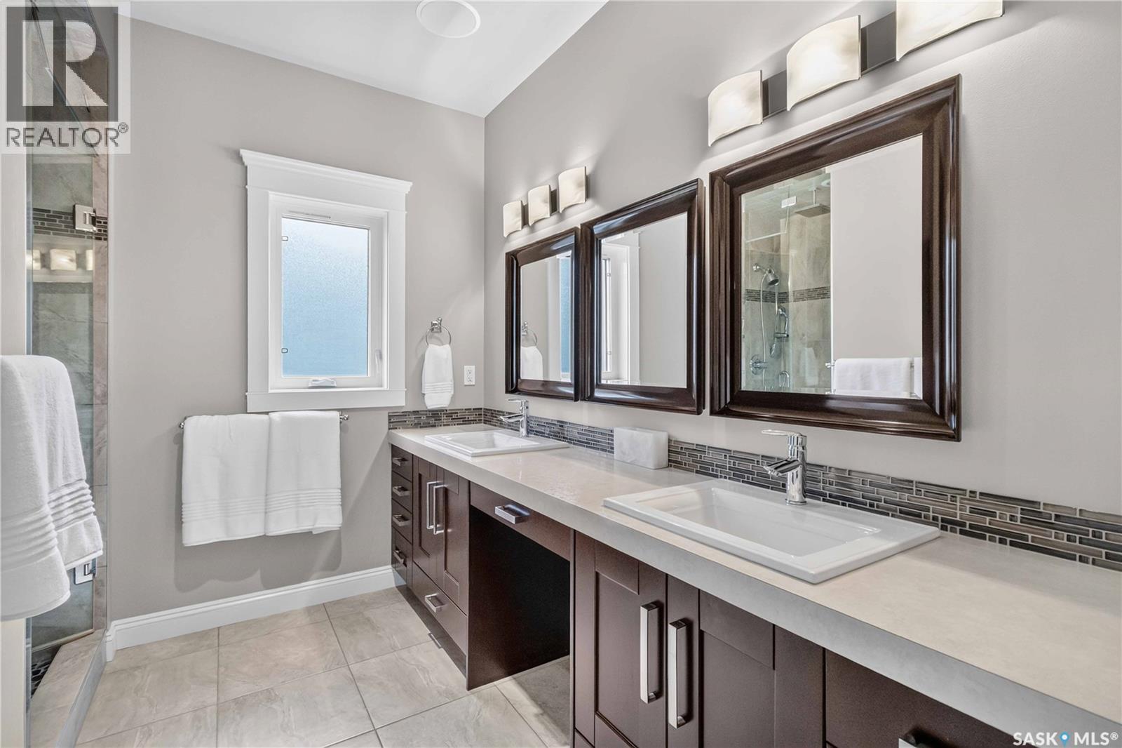 102 602 Cartwright Street, Saskatoon, SK - Indoor Photo Showing Bathroom