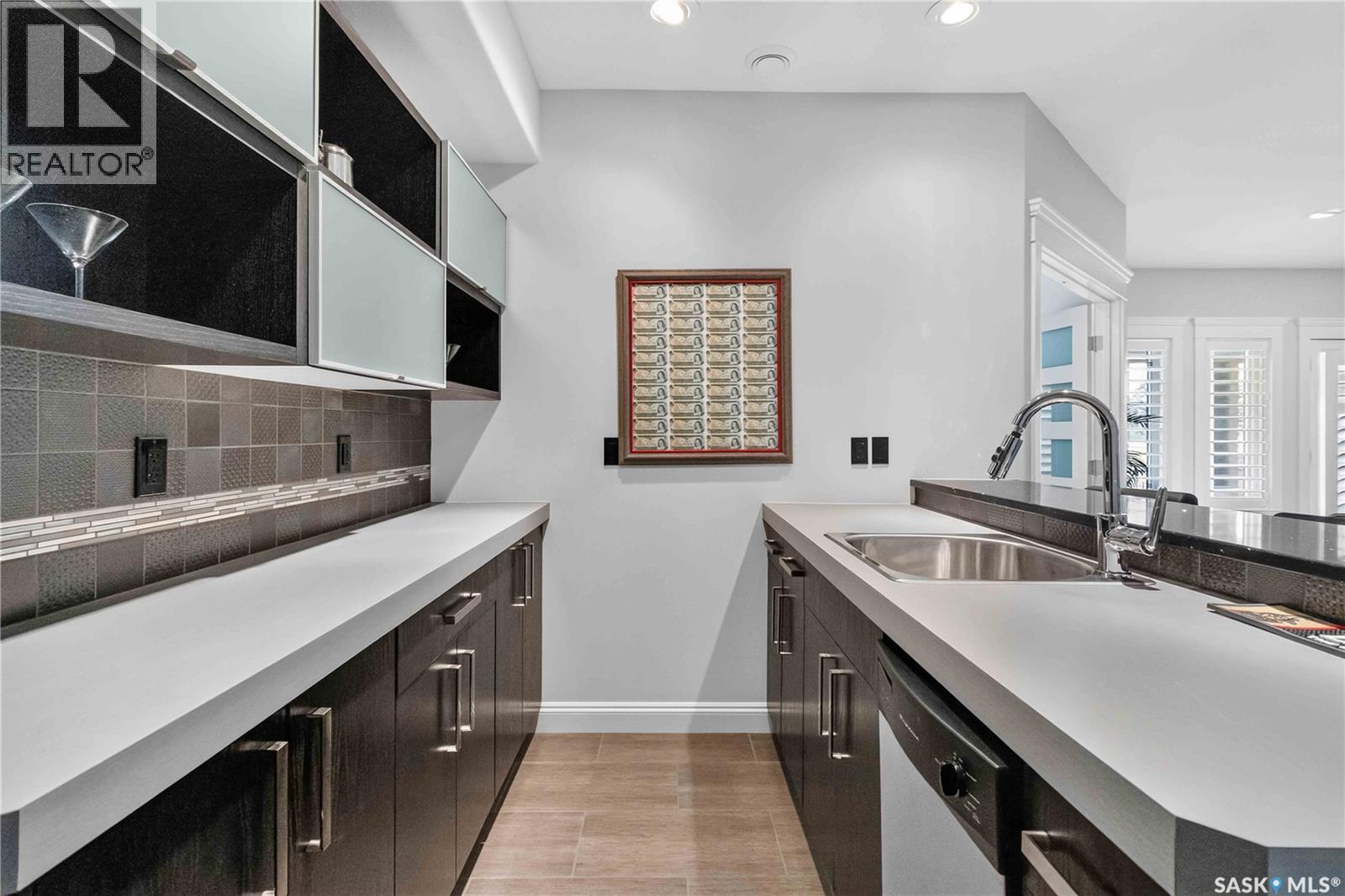 102 602 Cartwright Street, Saskatoon, SK - Indoor Photo Showing Kitchen