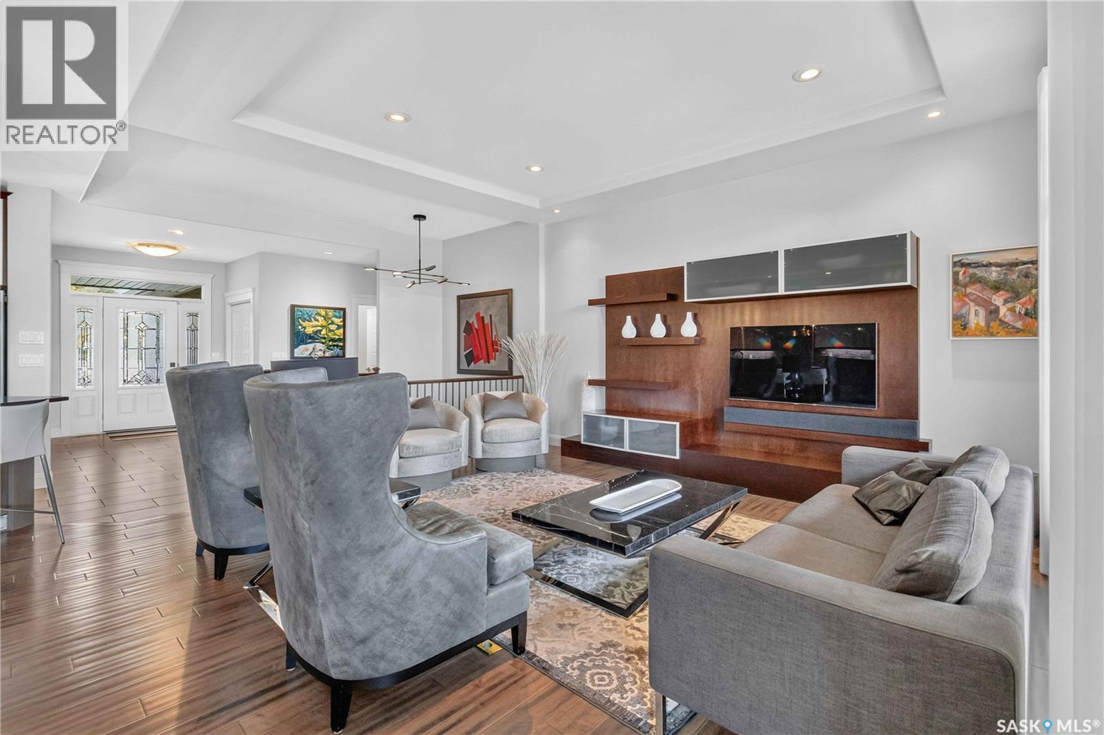 102 602 Cartwright Street, Saskatoon, SK - Indoor Photo Showing Living Room
