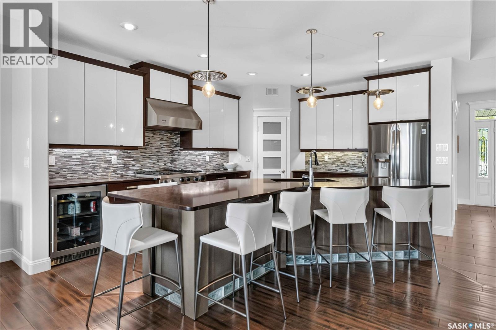 102 602 Cartwright Street, Saskatoon, SK - Indoor