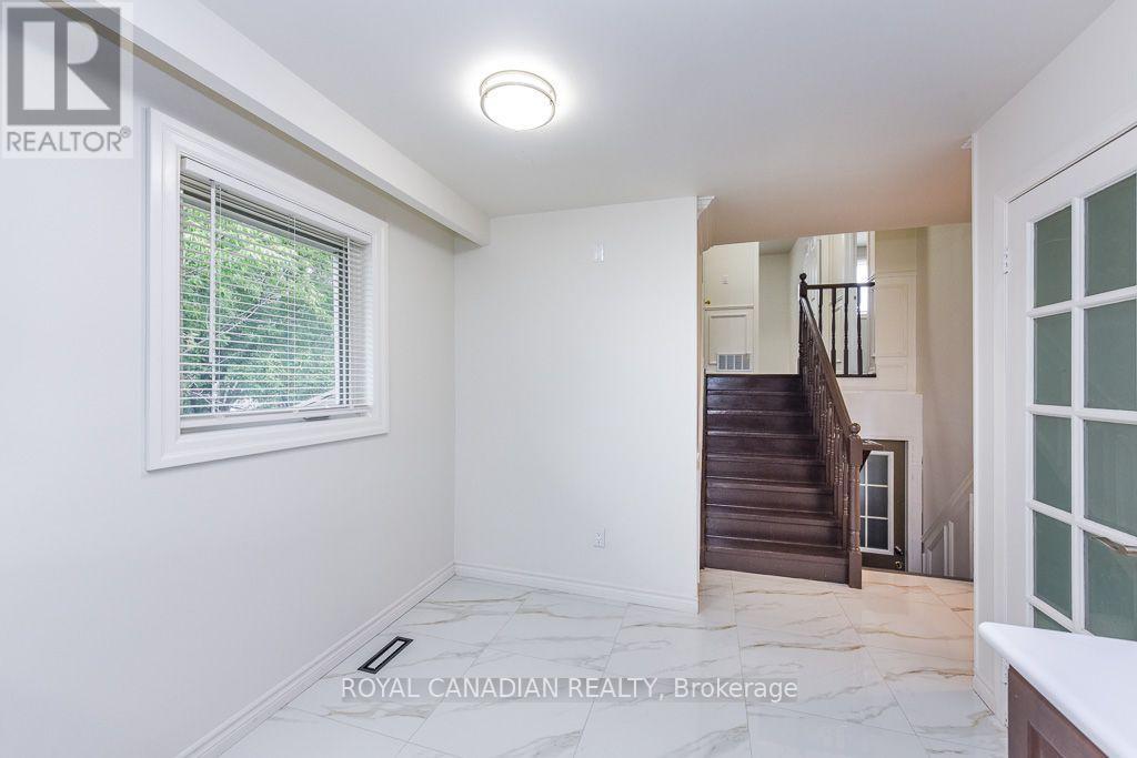 7700 Kittridge Drive, Mississauga, ON - Photo Showing Other Room
