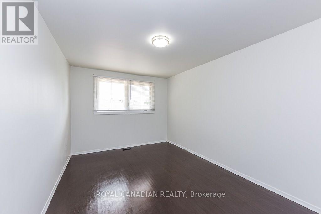 7700 Kittridge Drive, Mississauga, ON - Indoor Photo Showing Other Room