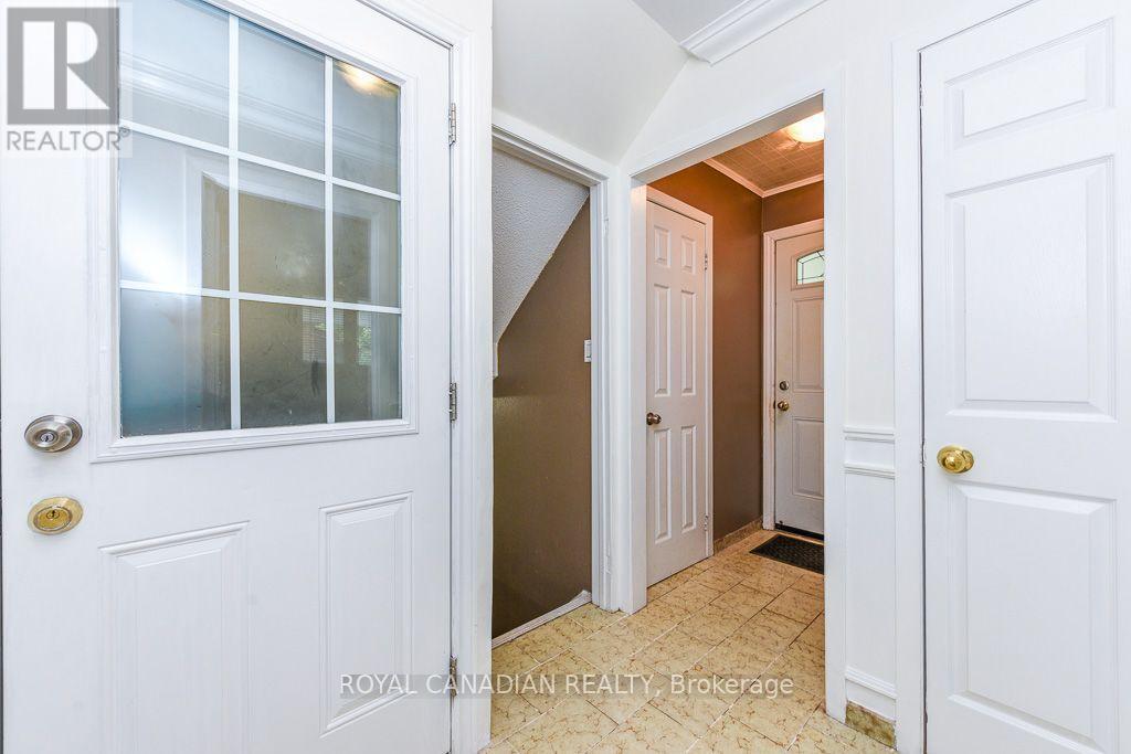 7700 Kittridge Drive, Mississauga, ON - Indoor Photo Showing Other Room