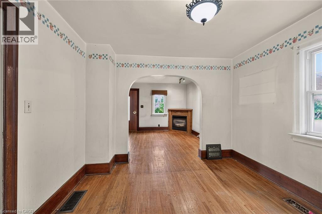 232 Cedar Street, Simcoe, ON - Indoor Photo Showing Other Room