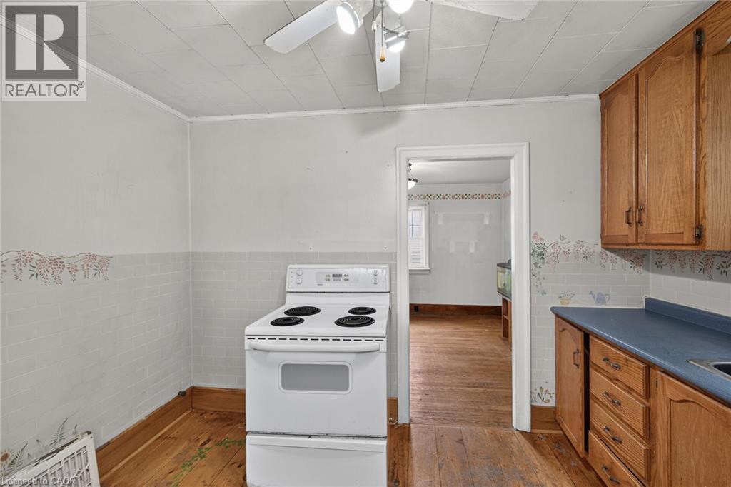 232 Cedar Street, Simcoe, ON - Indoor Photo Showing Kitchen