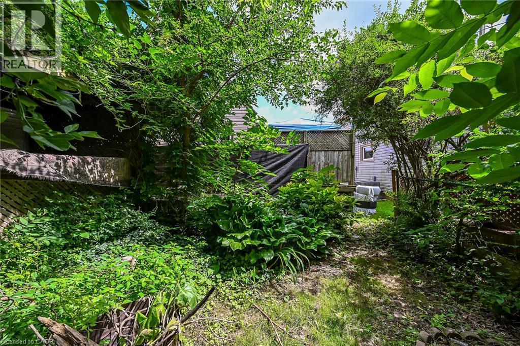 232 Cedar Street, Simcoe, ON - Outdoor