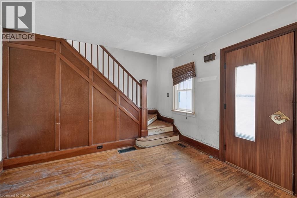 232 Cedar Street, Simcoe, ON - Indoor Photo Showing Other Room