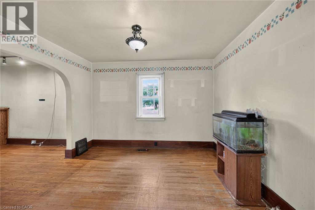 232 Cedar Street, Simcoe, ON - Indoor Photo Showing Other Room