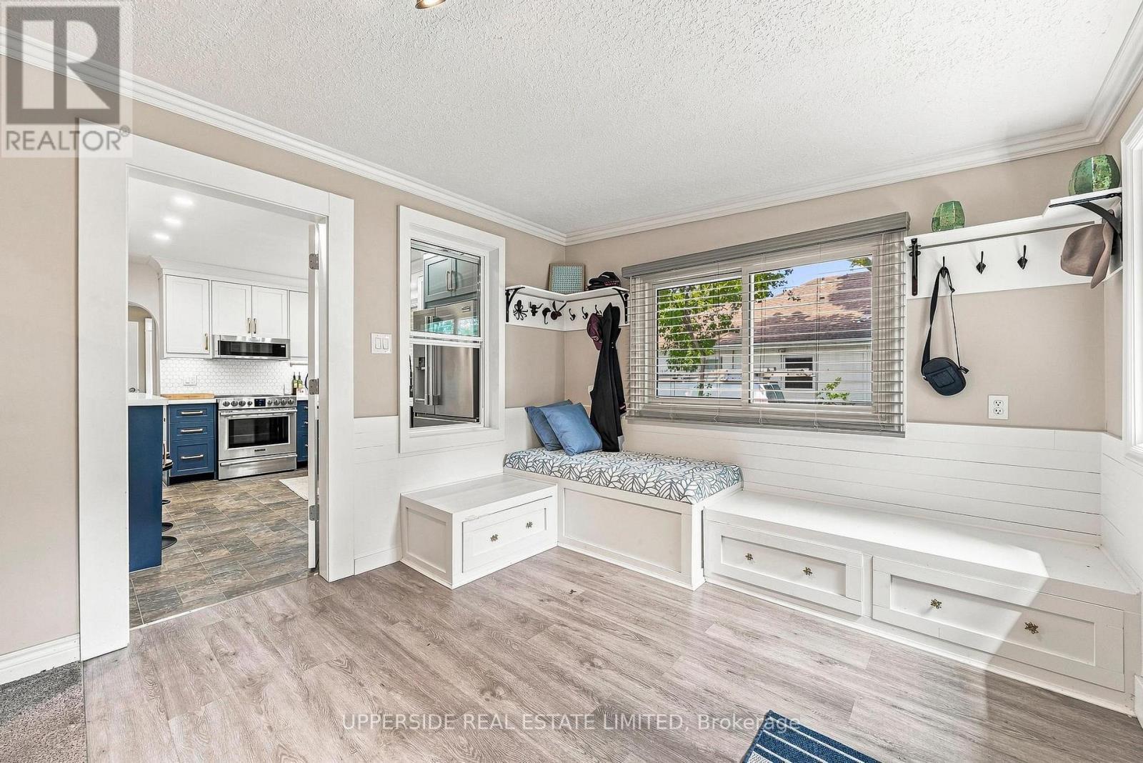 257 Ottawa Street N, Kitchener, ON - Indoor