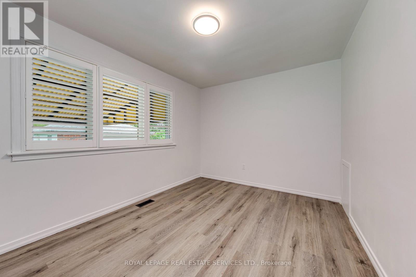 191 Nash Road N, Hamilton, ON - Indoor Photo Showing Other Room