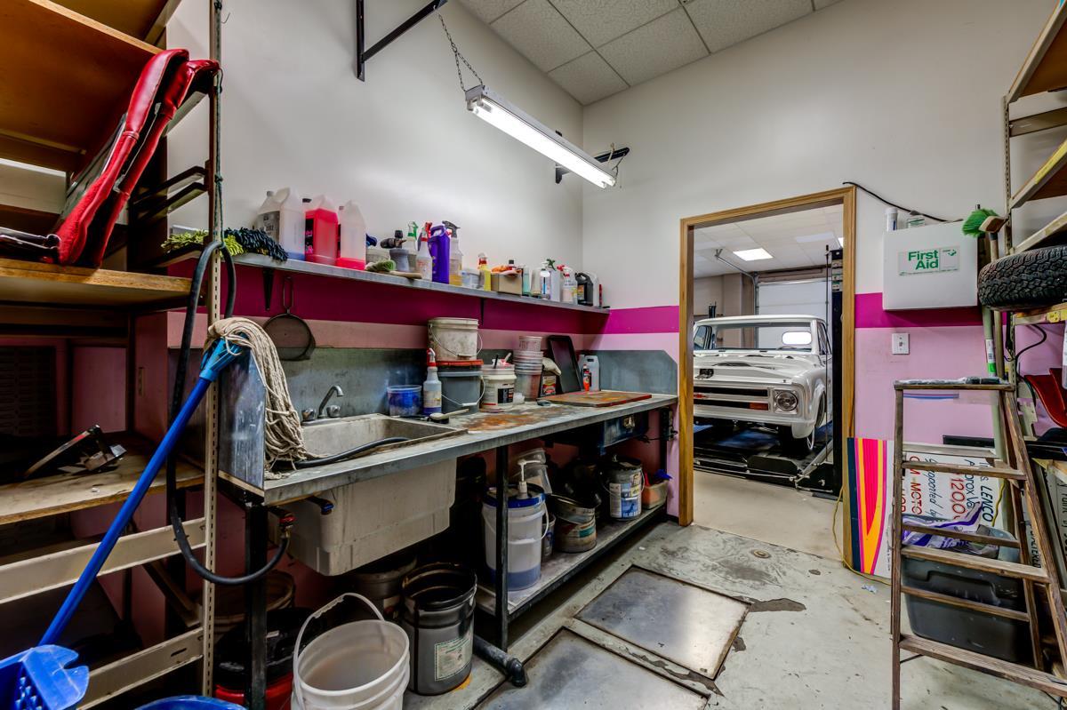 14230-115 Avenue Nw, Edmonton, AB