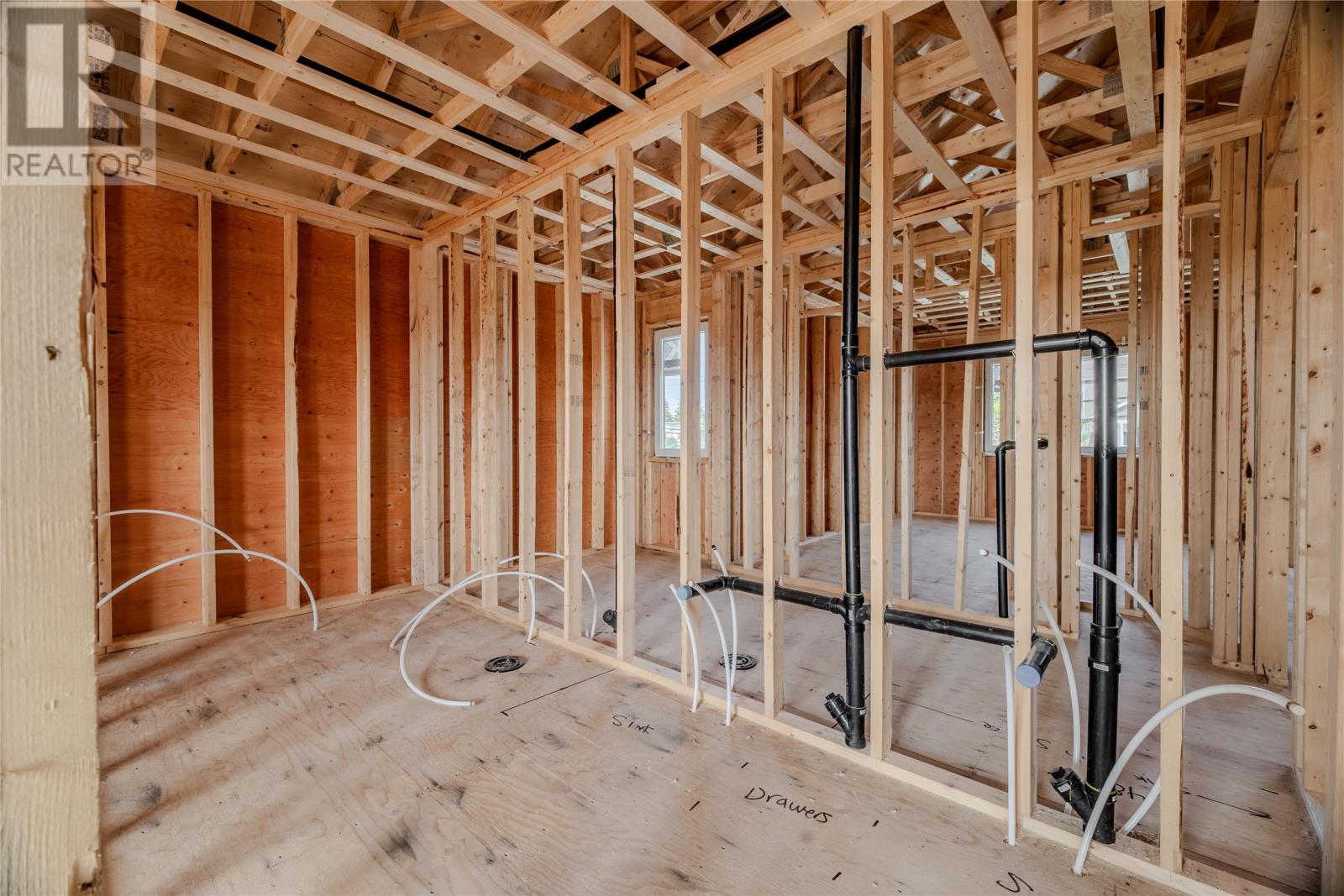 204 St Thomas Line, Paradise, NL - Indoor