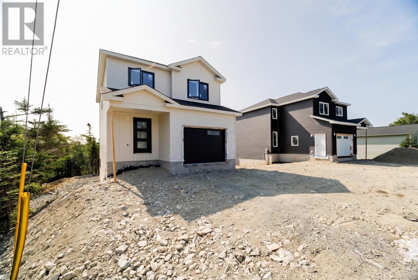 204 St Thomas Line, Paradise, NL - Outdoor