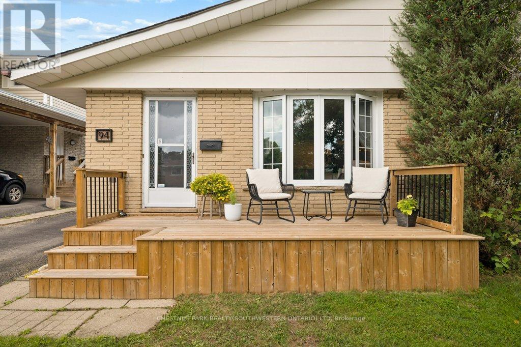 94 Monteagle Crescent, Kitchener, ON - Outdoor With Deck Patio Veranda With Exterior