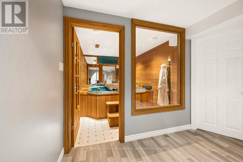 94 Monteagle Crescent, Kitchener, ON - Indoor Photo Showing Other Room