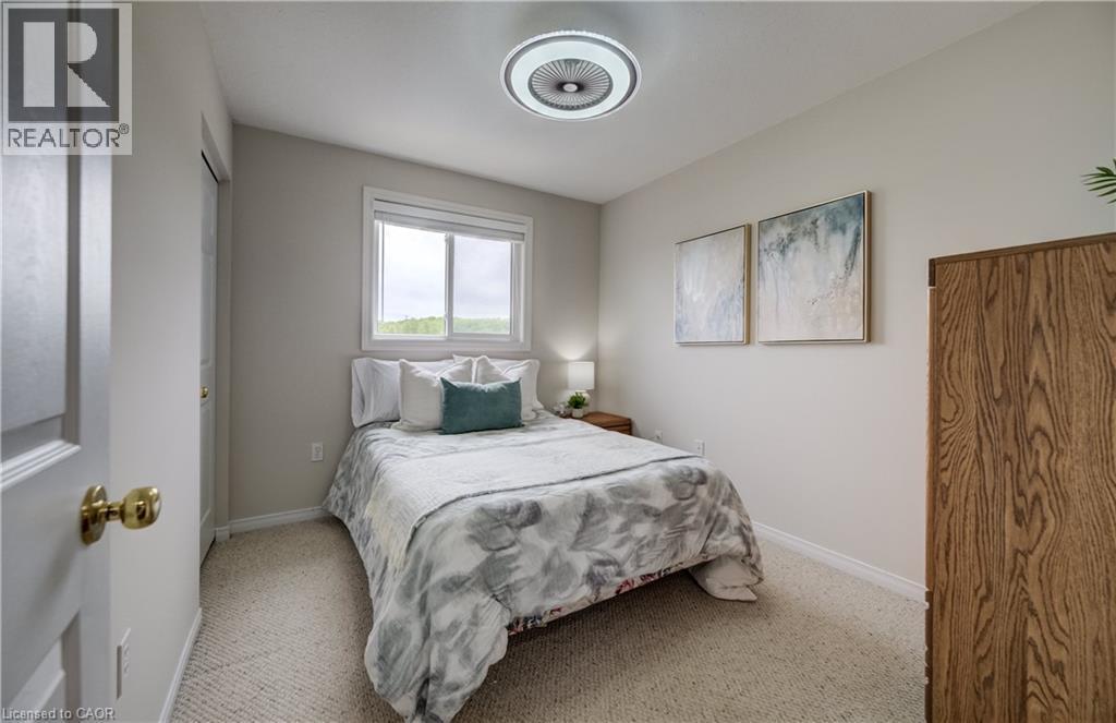 124 Prosperity Drive, Kitchener, ON - Indoor Photo Showing Bedroom