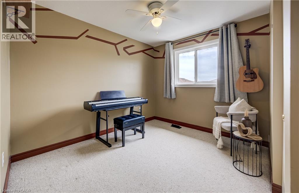 124 Prosperity Drive, Kitchener, ON - Indoor Photo Showing Other Room