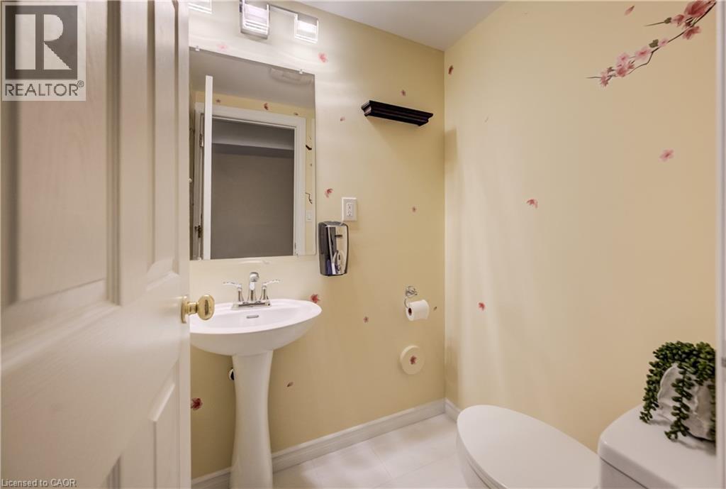 124 Prosperity Drive, Kitchener, ON - Indoor Photo Showing Bathroom