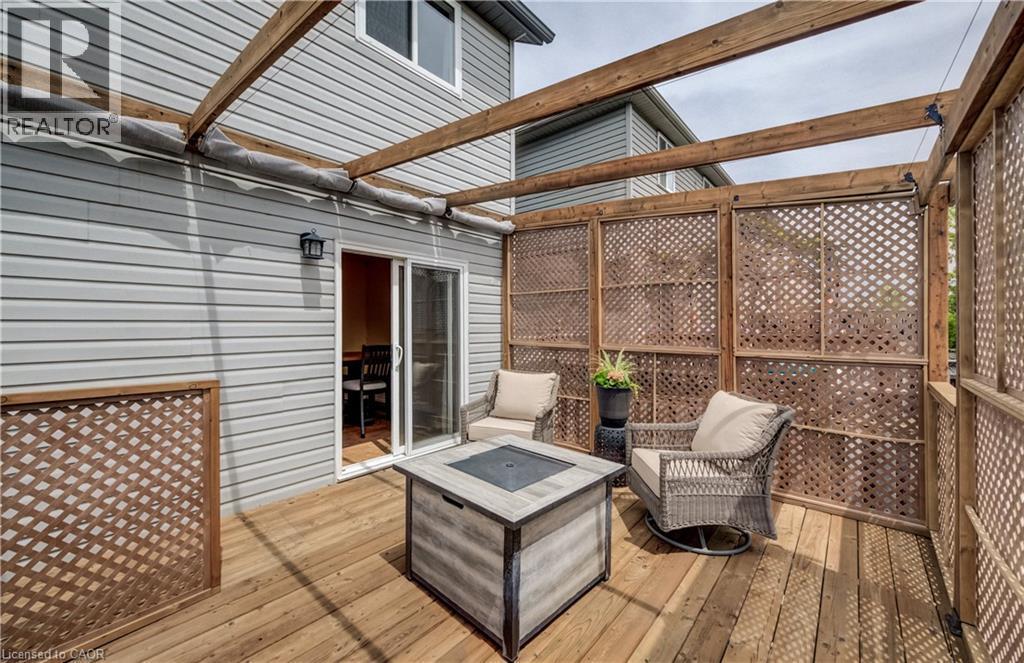 124 Prosperity Drive, Kitchener, ON - Outdoor With Deck Patio Veranda With Exterior