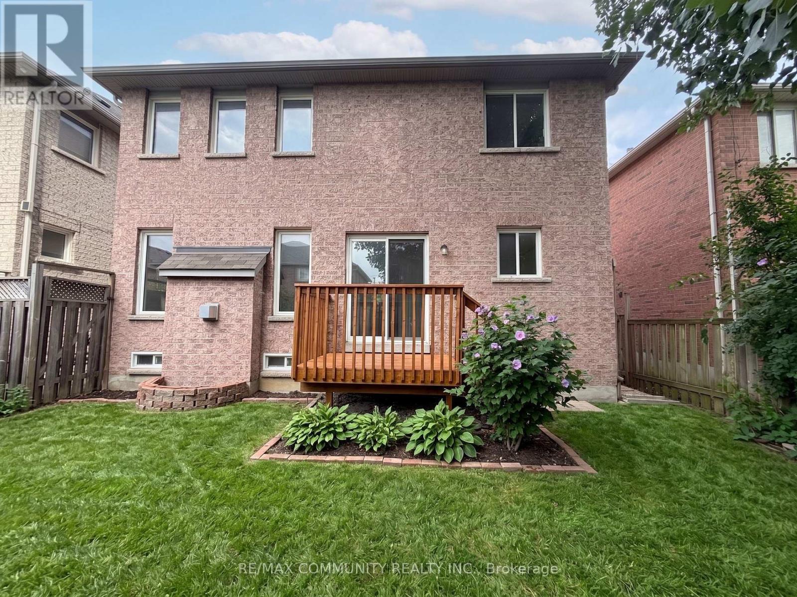 5 Canoe Crescent, Toronto, ON - Outdoor With Exterior