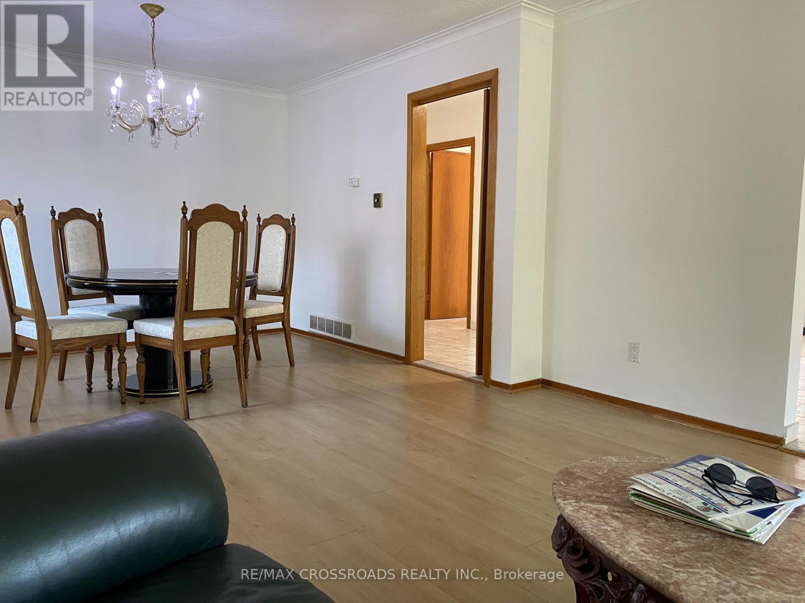 91 Bickerton Crescent, Toronto, ON - Indoor