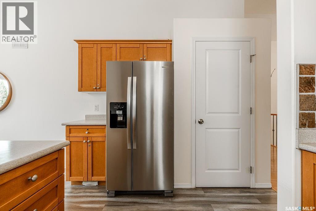 115 Blackstock Cove, Saskatoon, SK - Indoor Photo Showing Kitchen