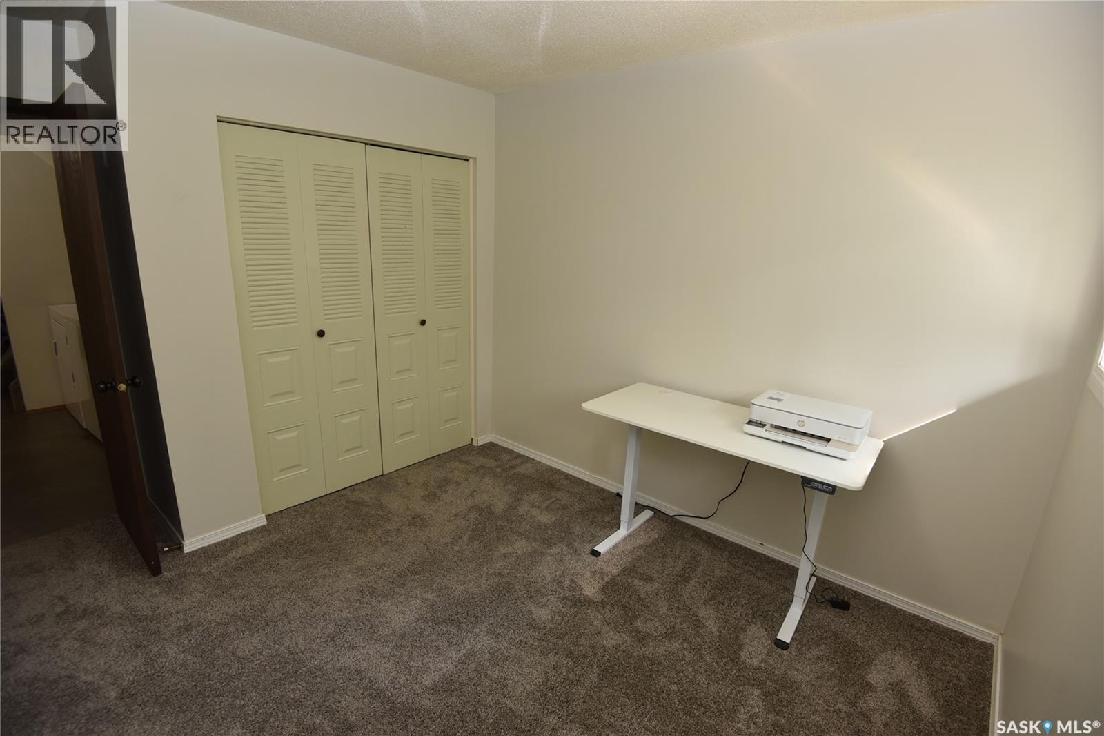307 6Th Street E, Nipawin, SK - Indoor