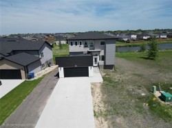 810 TURNBERRY Cove Niverville, MB R0A 0A1