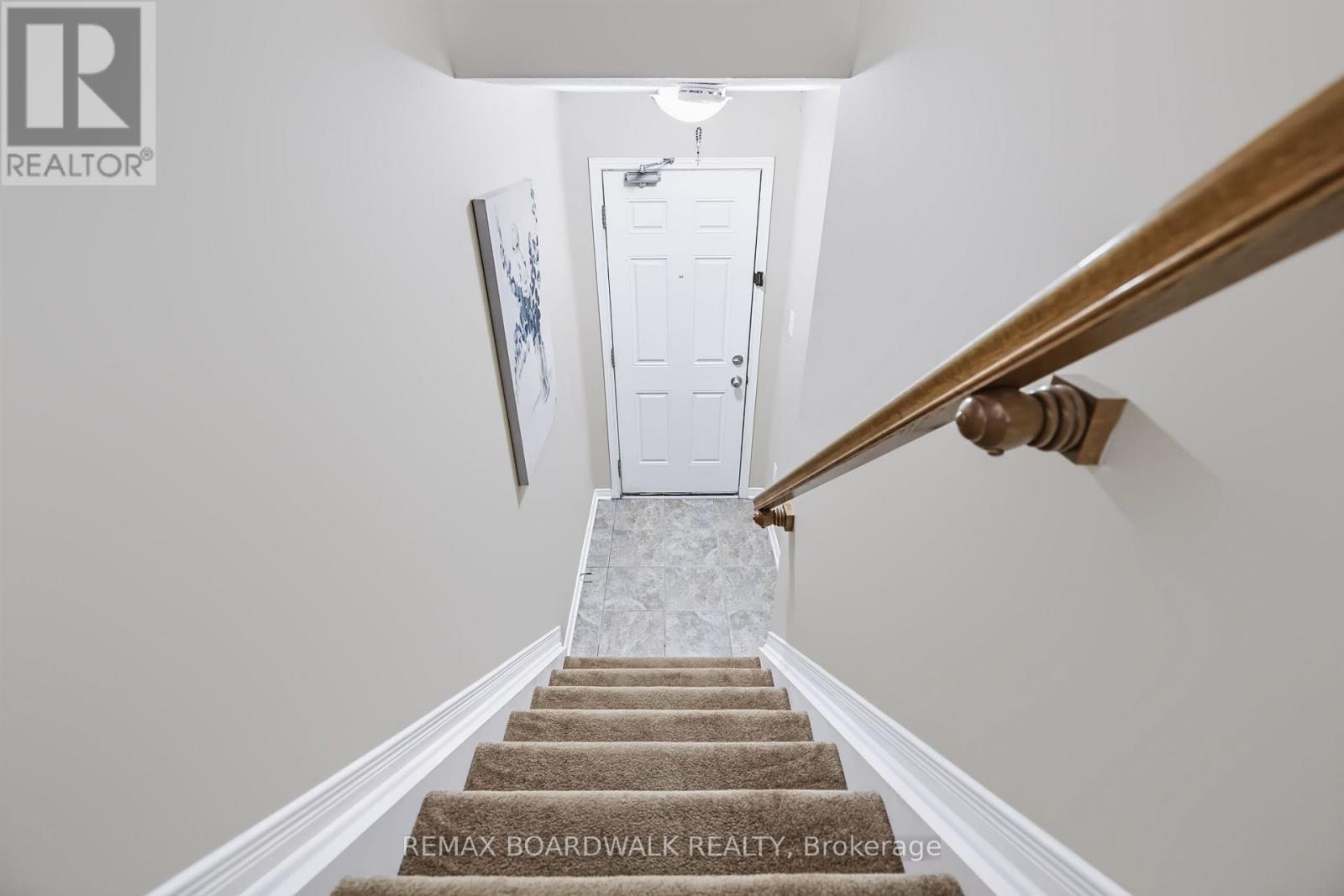 Entrance w/Tile Floors - 312 Galston Private, Ottawa, ON