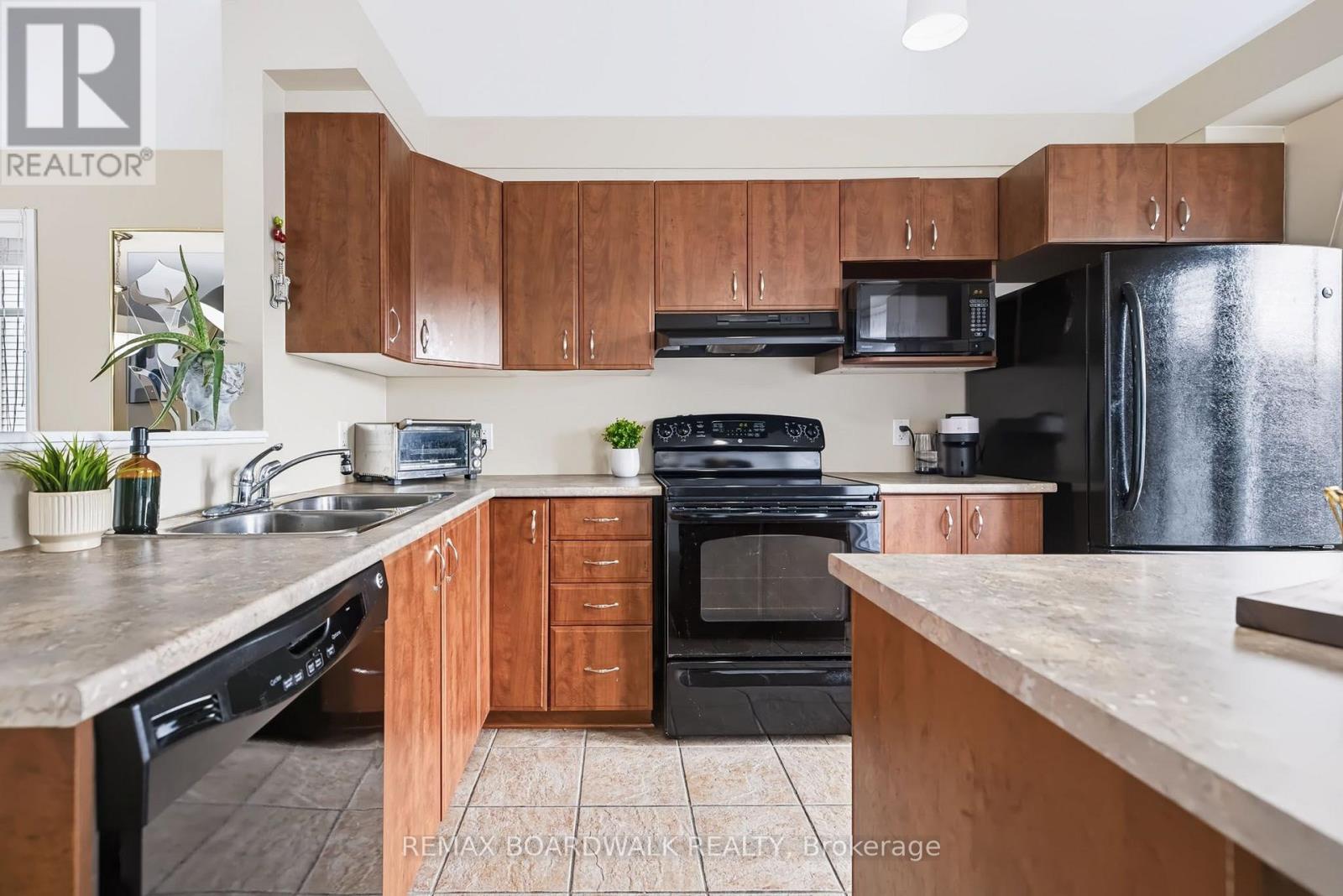 Abundant of Cabinet Space - 312 Galston Private, Ottawa, ON
