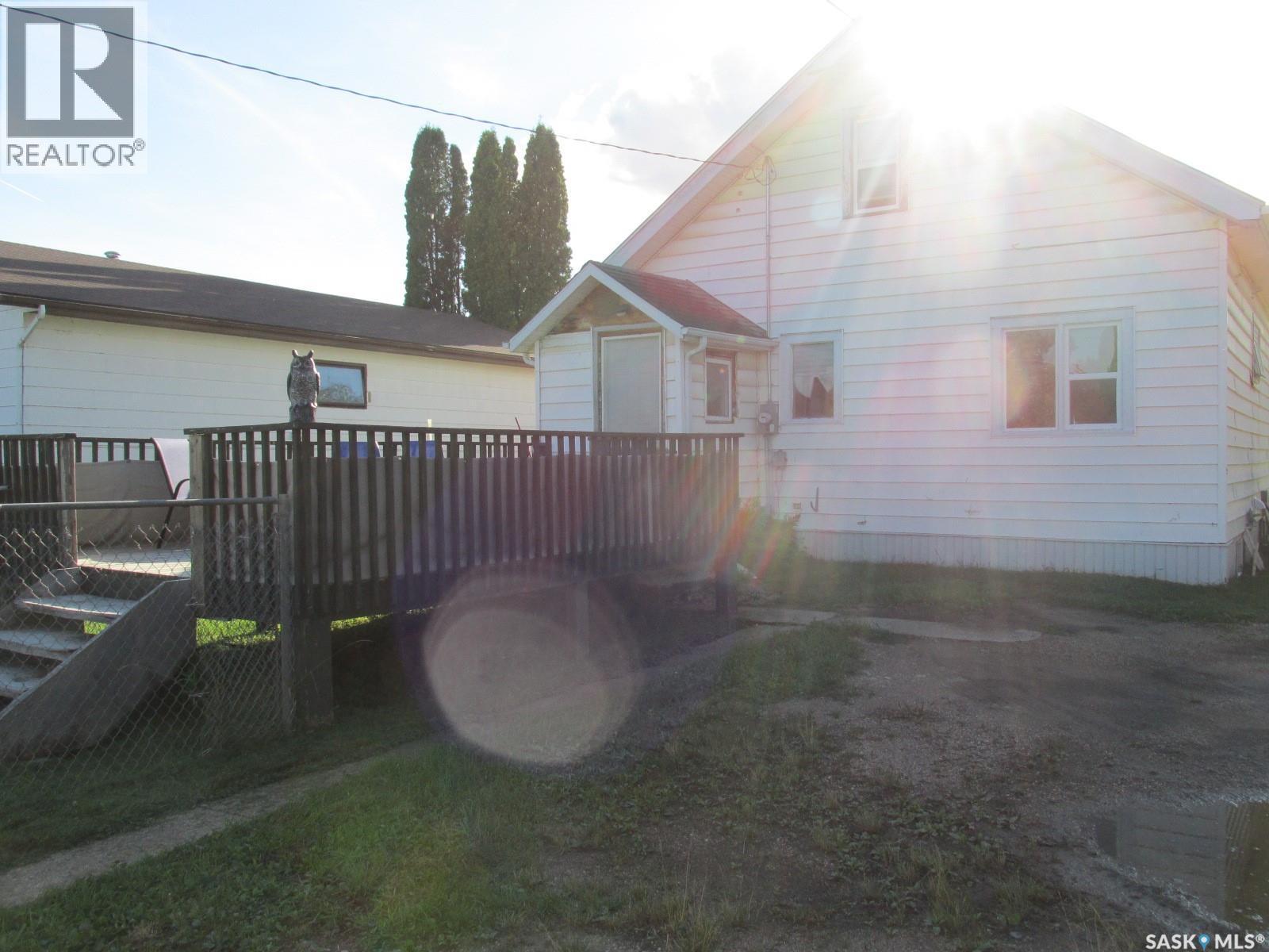 200 Guloien Avenue, White Fox, SK