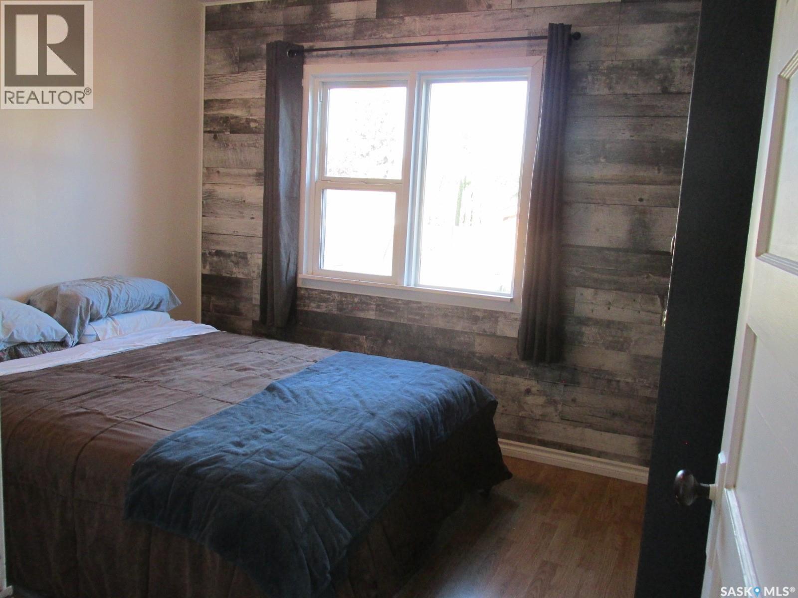 200 Guloien Avenue, White Fox, SK