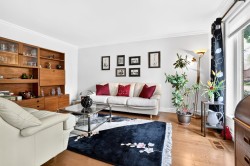 Salon - 