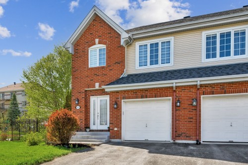 453 Rue du Versant  Pincourt, QC J7V 9W6