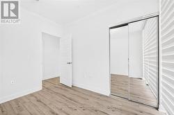 375 Sea Ray Av Bedroom - 