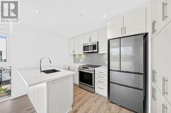 375 Sea Ray Av Kitchen - 