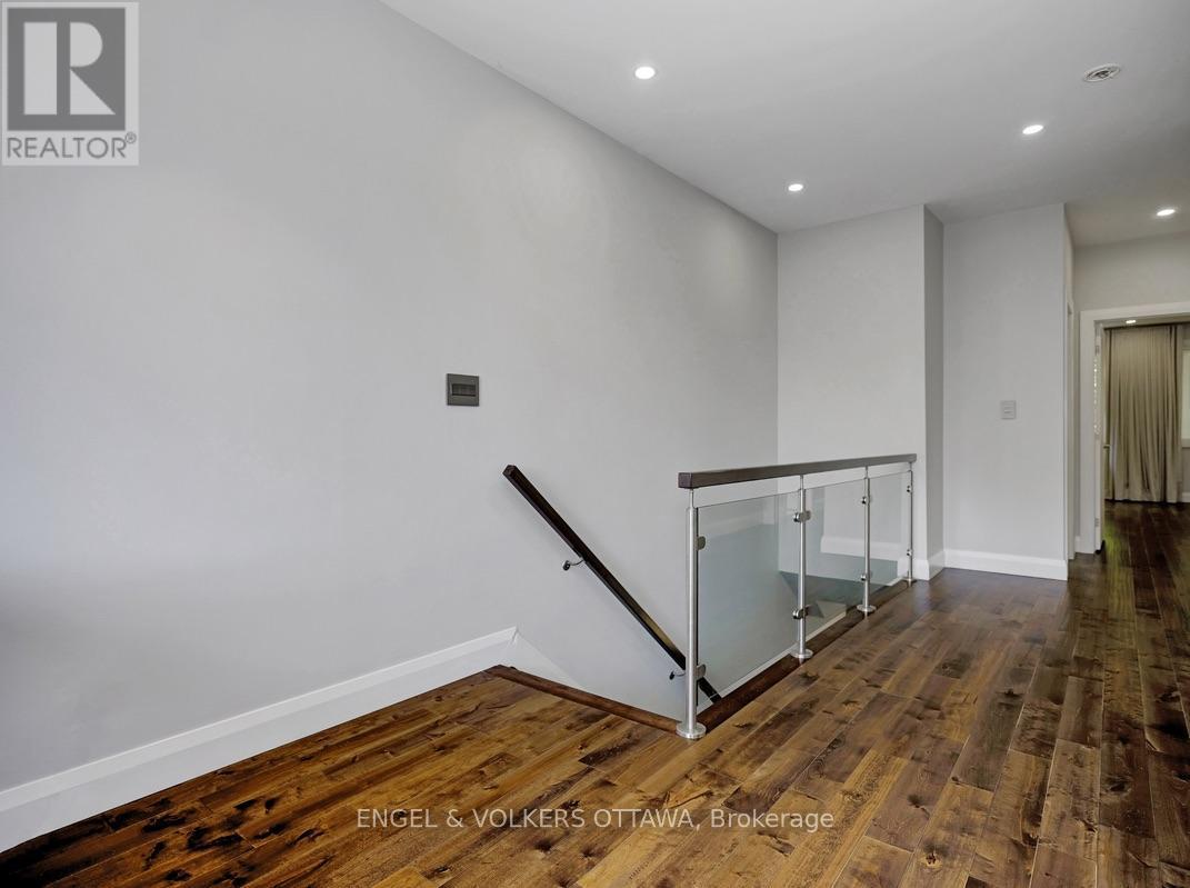 303 Westhill Avenue, Ottawa, ON