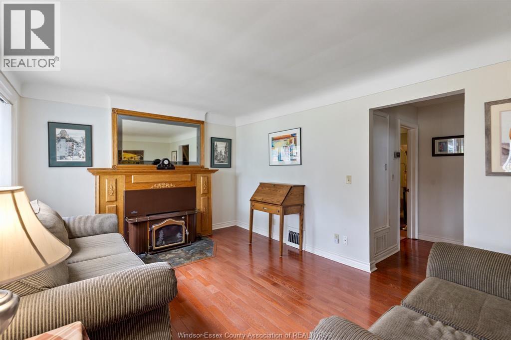 890 Glidden, Windsor, ON